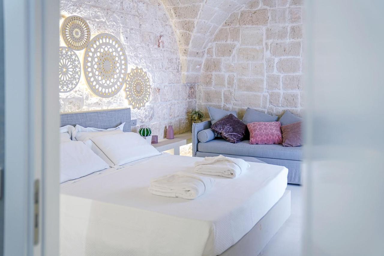Palazzo Vico Bianco Raro Villas Homes Collection Остуни Екстериор снимка